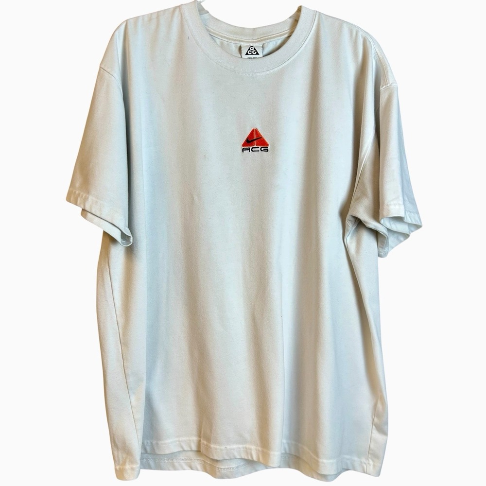 Nike ACG Men's Embroidered Logo Pattern Loose Fit White Tee DQ1815-121 Sz Large